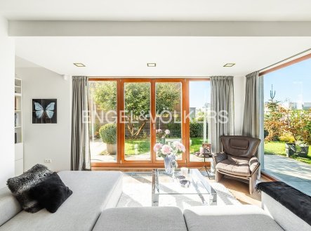 Pronájem domu/vily, 265 m²