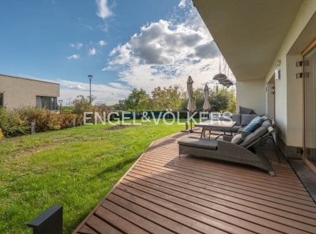 Pronájem domu/vily, 315 m²