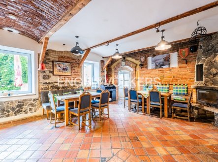 Pronájem restaurace, 275 m²