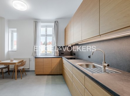 Pronájem bytu, 4+1, 118 m²
