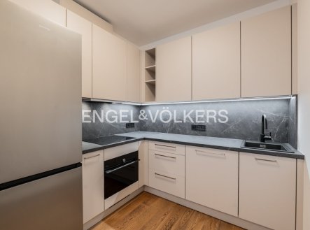 Pronájem bytu, 2+kk, 54 m², Praha – náhled fotky 2