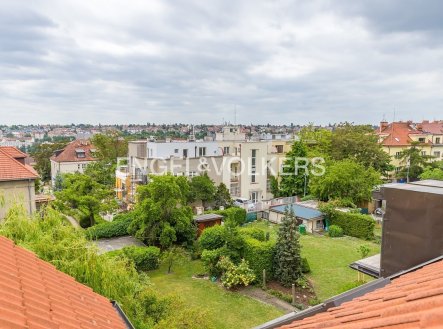Pronájem bytu, 4+kk, 140 m²