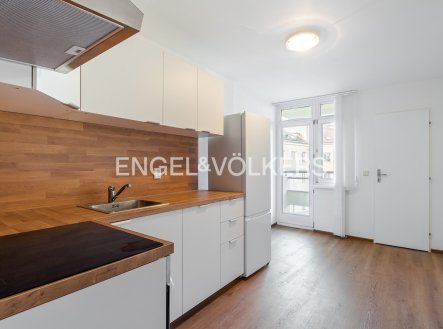 Pronájem bytu, 2+kk, 45 m²