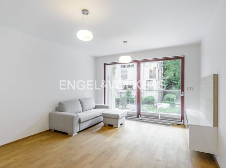Pronájem bytu, 2+kk, 58 m²
