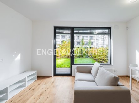 Pronájem bytu, 2+kk, 44 m²