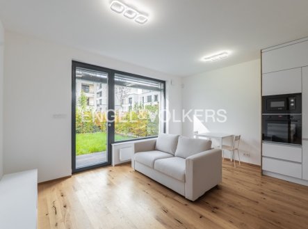 Pronájem bytu, 2+kk, 44 m²