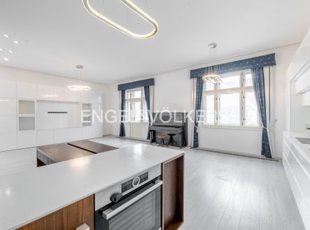 Pronájem bytu, 2+kk, 81 m²