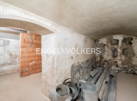 Pronájem komerčního objektu, sklad, 260 m²