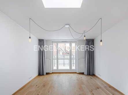 Pronájem bytu, 3+kk, 73 m²