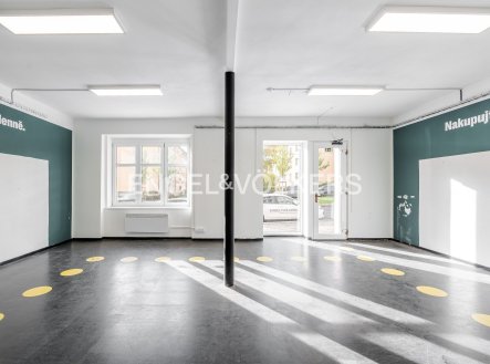 Pronájem obchodní prostory, 53 m²