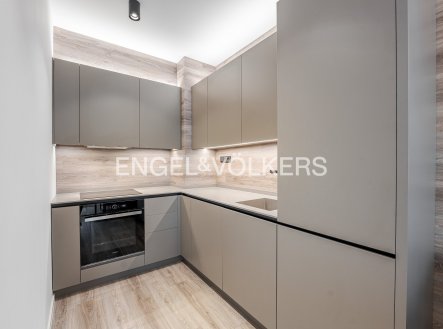 Pronájem bytu, 2+kk, 52 m²