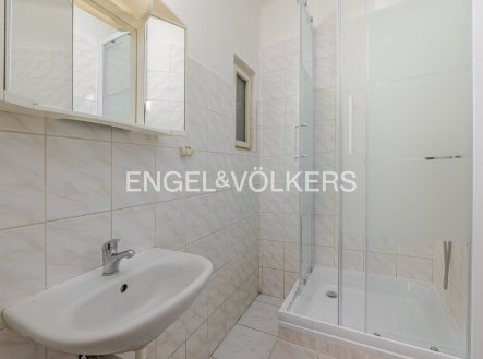 Pronájem bytu, 1+1, 43 m²