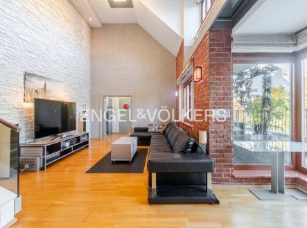 Prodej bytu, 4+kk, 130 m²