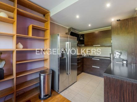 Prodej bytu, 4+kk, 130 m²