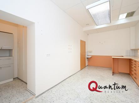 Pronájem - komerční objekt, jiný, 18 m²