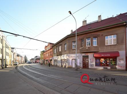 Prodej - nájemní dům, 464 m²