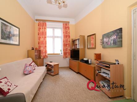 Prodej - nájemní dům, 464 m²