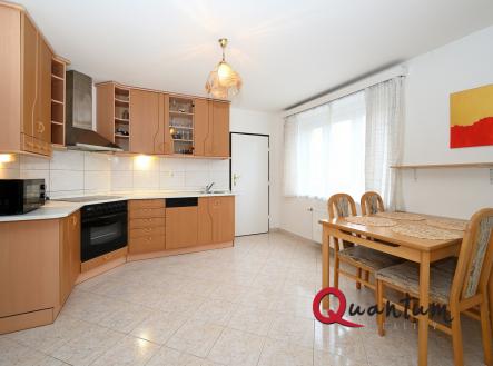 Pronájem bytu, 2+1, 70 m²