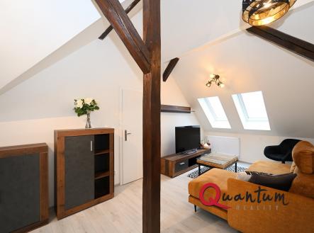 Pronájem bytu, 2+kk, 85 m²