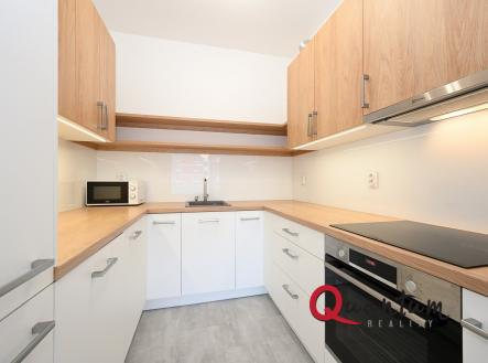 Pronájem bytu, 2+kk, 72 m²