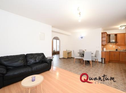 Pronájem bytu, 2+kk, 75 m²