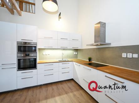 Pronájem bytu, 2+kk, 72 m²