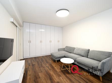 Pronájem bytu, 3+kk, 75 m²