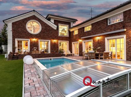 Prodej domu/vily, 327 m²
