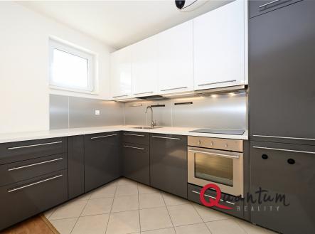 Pronájem bytu, 2+kk, 69 m²