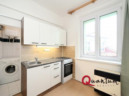 Pronájem bytu, 1+1, 38 m²