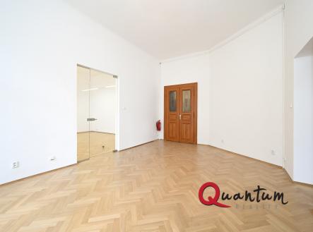 Pronájem kanceláře, 146 m²