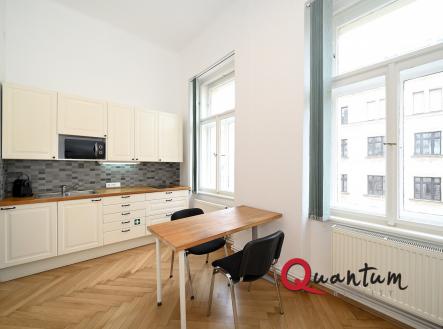 Pronájem bytu, 4+1, 152 m²