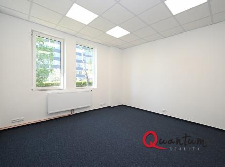 Pronájem kanceláře, 67 m²