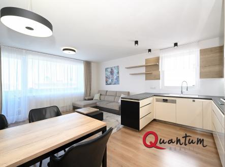 Pronájem bytu, 3+kk, 83 m²