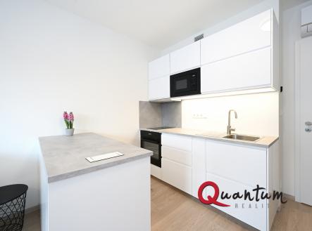 Pronájem bytu, 1+kk, 33 m²