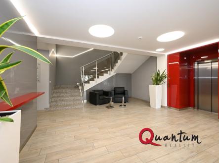 Pronájem komerčního objektu, sklad, 12 m²