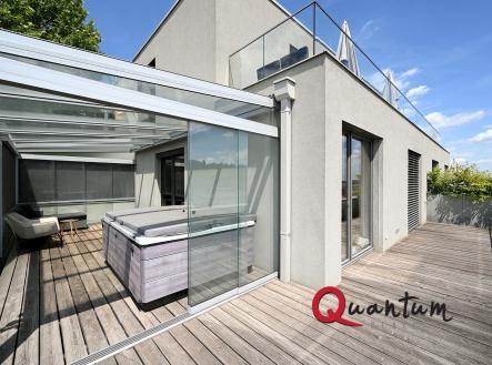 Pronájem bytu, 2+kk, 108 m²