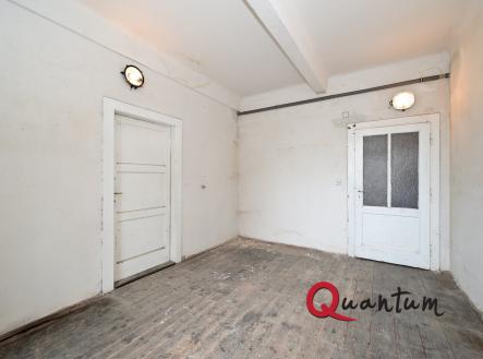 Pronájem komerčního objektu, sklad, 19 m²