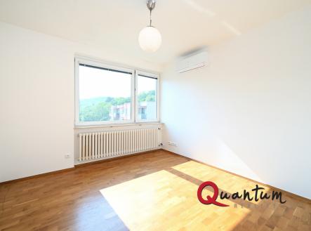 Pronájem bytu, 4+kk, 78 m²