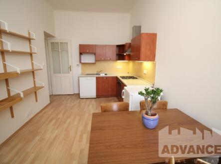 Pronájem bytu, 2+1, 85 m²