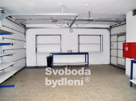 Pronájem - komerční objekt, jiný, 132 m²