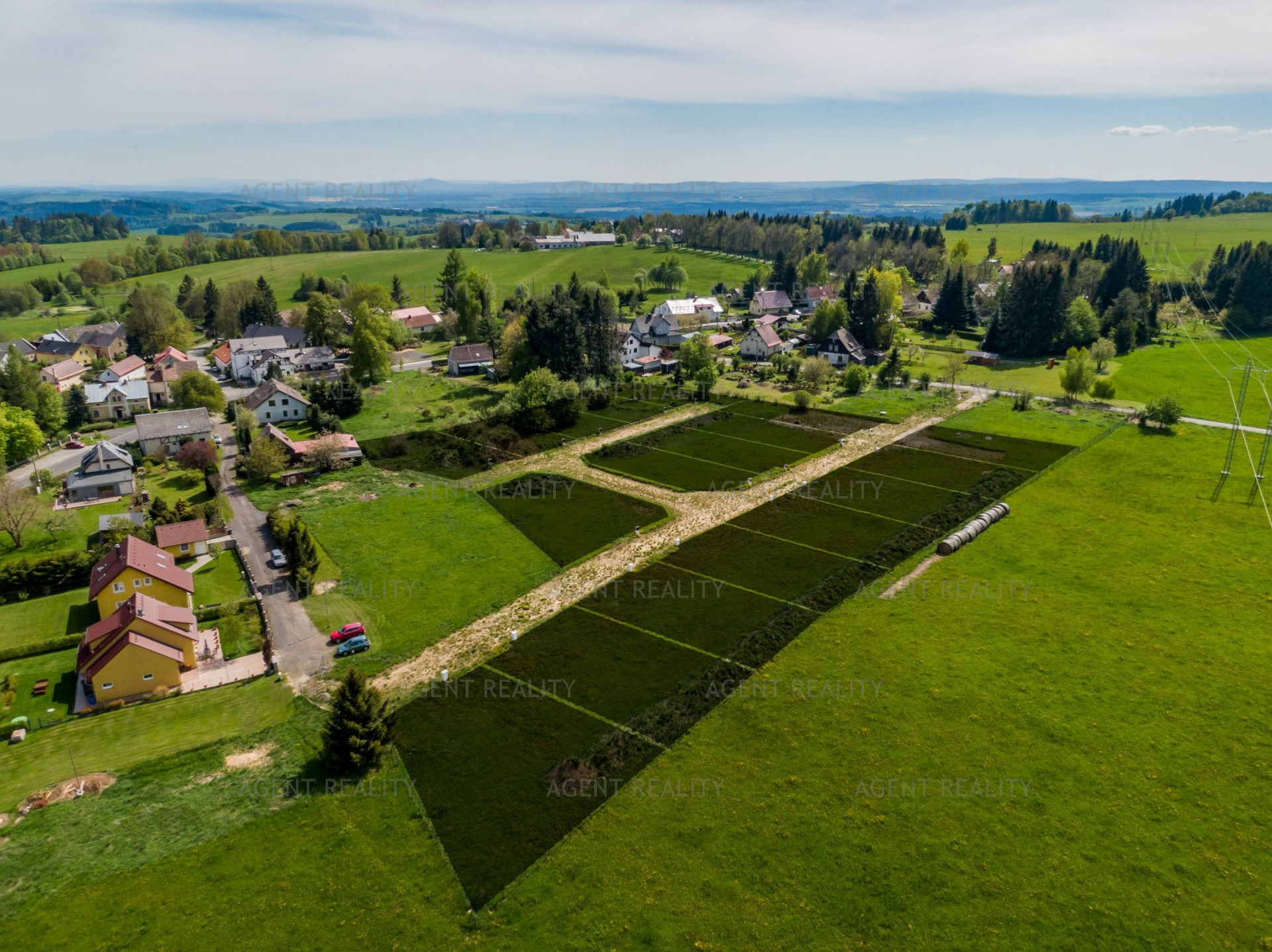 Prodej stavebního pozemku 213/28, 524 m², obec Zádub-Závišín, Mariánské Lázně.