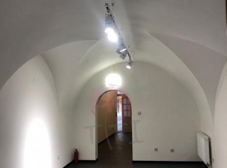 Pronájem obchodní prostor, 42 m²