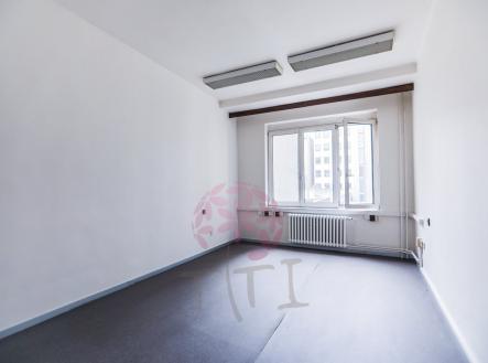 Pronájem kanceláře, 56 m²