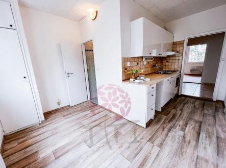 Pronájem bytu, 3+1, 77 m²