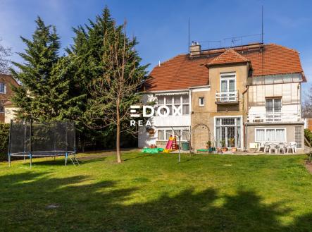 Prodej - dům/vila, 230 m² obrázek