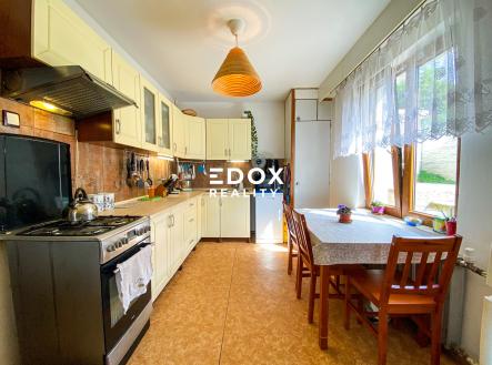 Prodej domu/vily, 280 m²