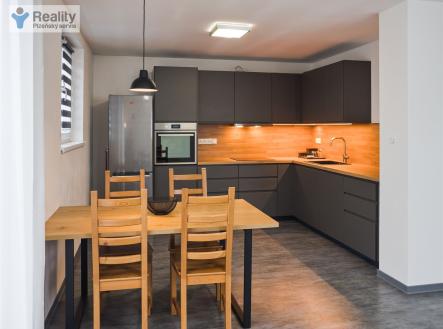 Pronájem bytu, 3+kk, 82 m²