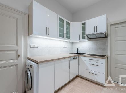 Pronájem bytu, 1+kk, 35 m²