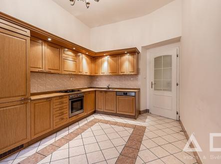 Pronájem bytu, 3+1, 102 m²